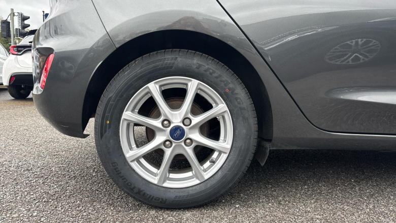 Ford Fiesta 1.1 Zetec 5dr Petrol Hatchback